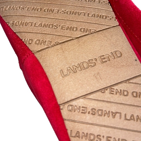 Lands' End Women's Size 11 Red Suede Moccasin Slippers NWT - Picture 5 of 6